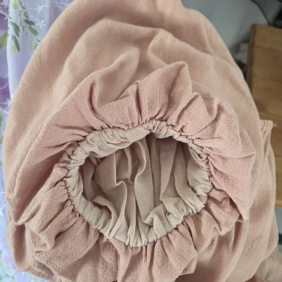 Doe & Rae Blush Off Shoulder Puff Sleeve Dress - Picture 5 of 7